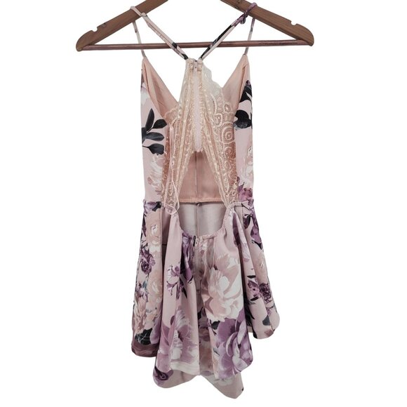 Floral Fleur Love Skater Romper Lace Back Mauve Small NWT - Picture 7 of 11